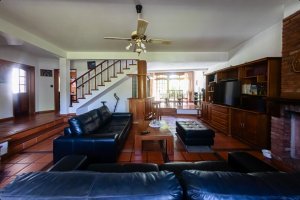 Casa En Venta 5 Ambientes - Gral Pacheco - Tigre.