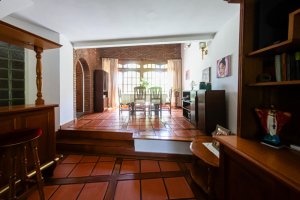 Casa En Venta 5 Ambientes - Gral Pacheco - Tigre.