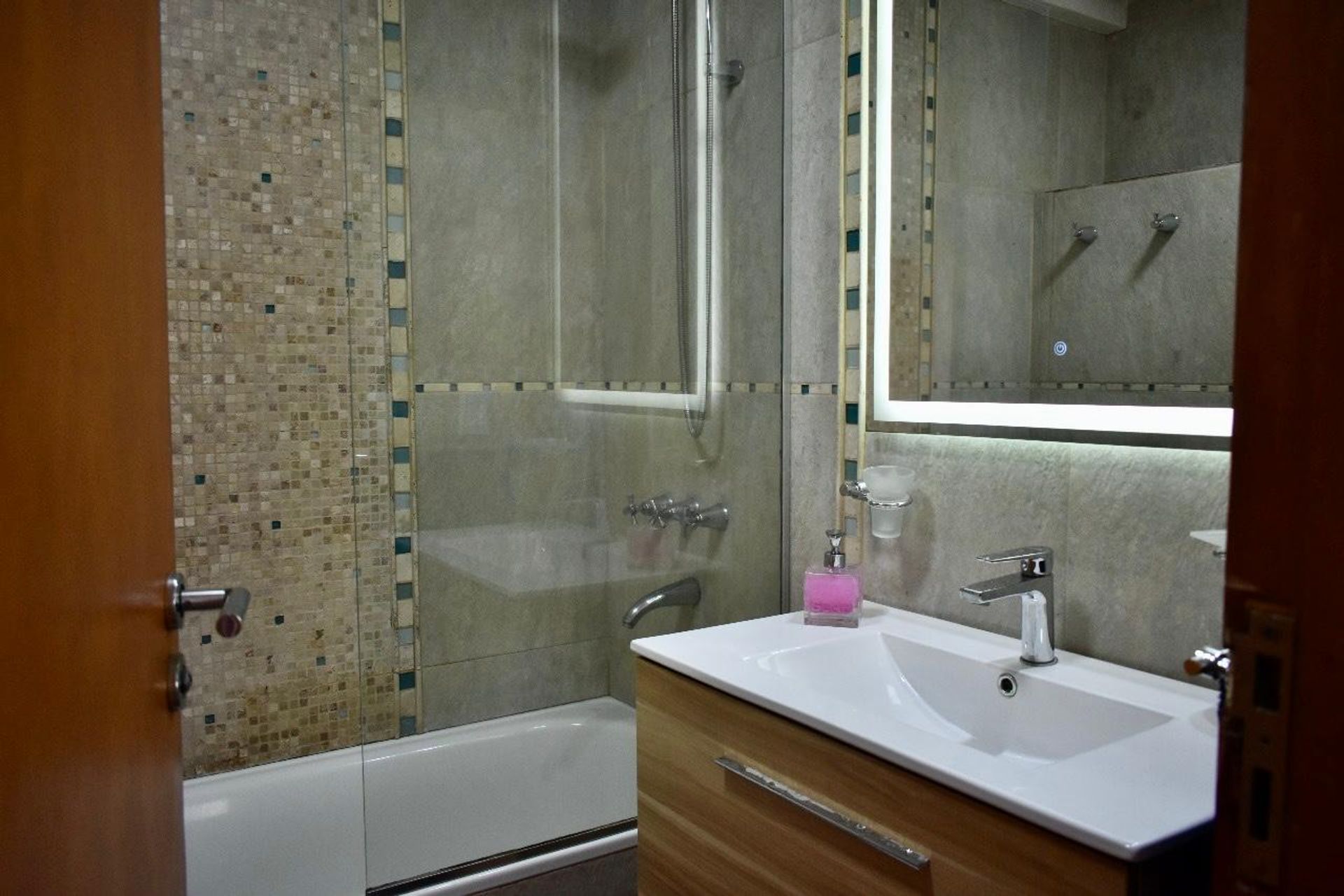 Venta • Dos Casas Ph • 6 Ambientes • Florida Oeste