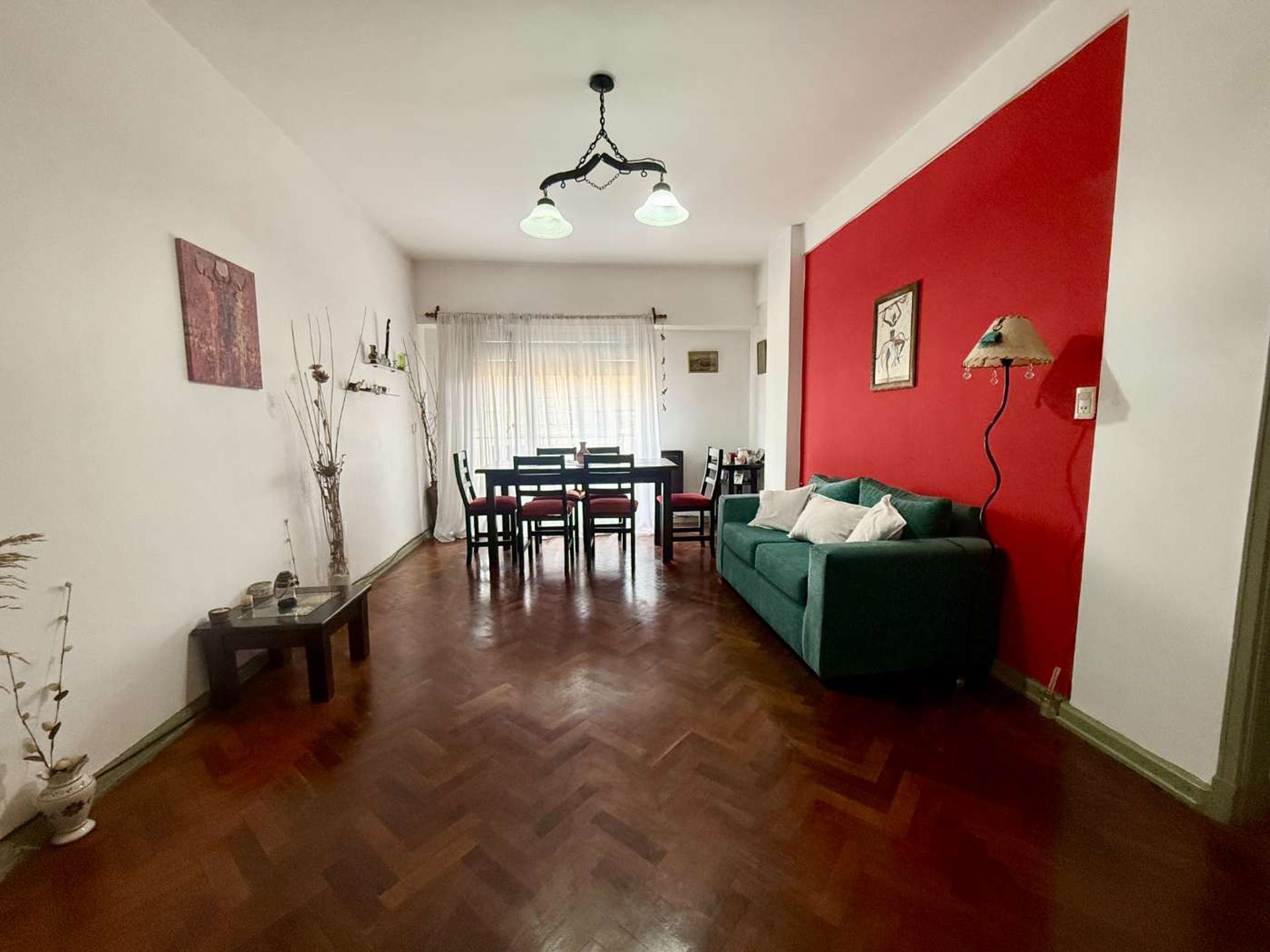 Apartment for Sale: 3 Rooms, Balcony. Florida. Credit Approved.