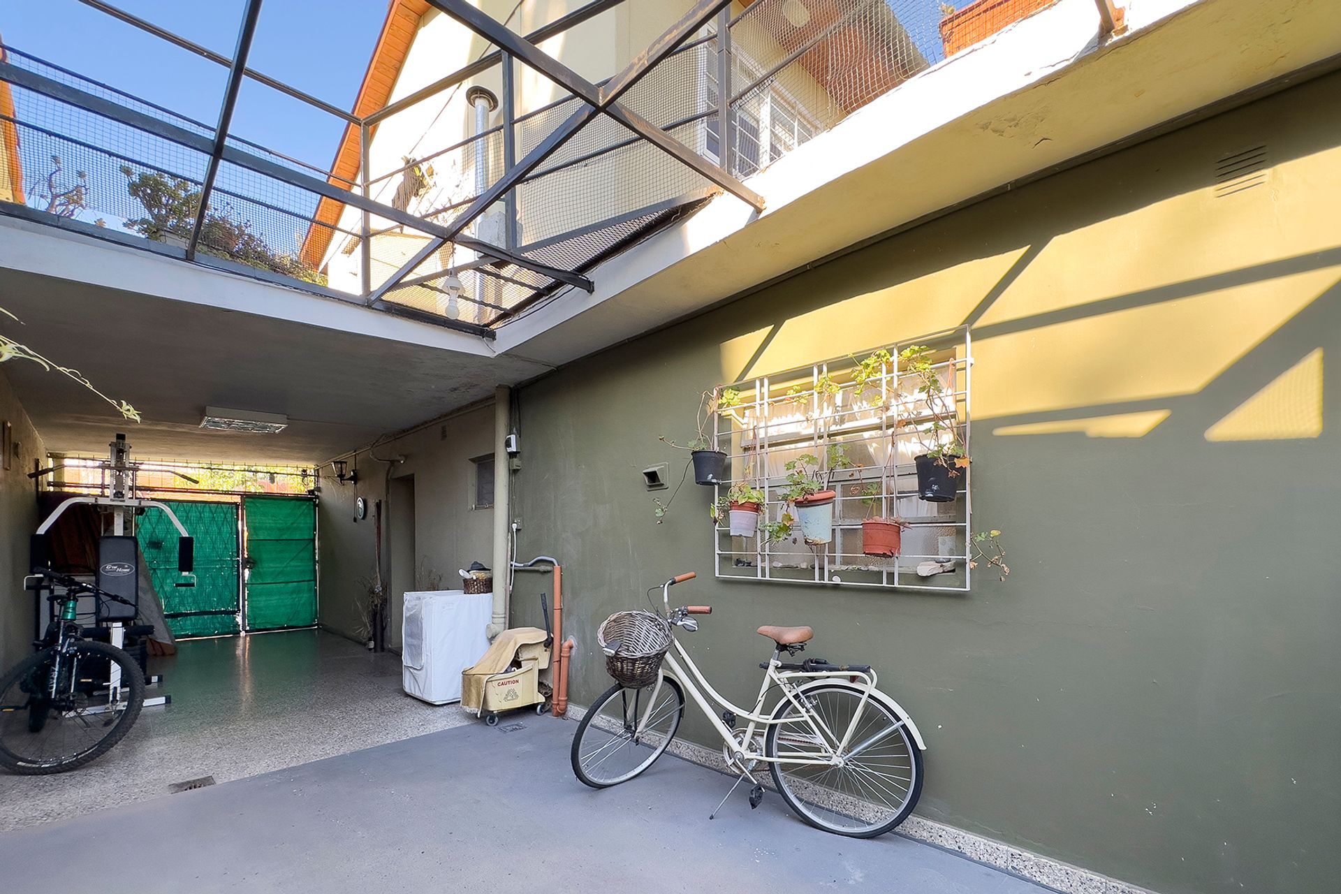 Departamento PH 2 Amb PB al Frente-Villa Martelli