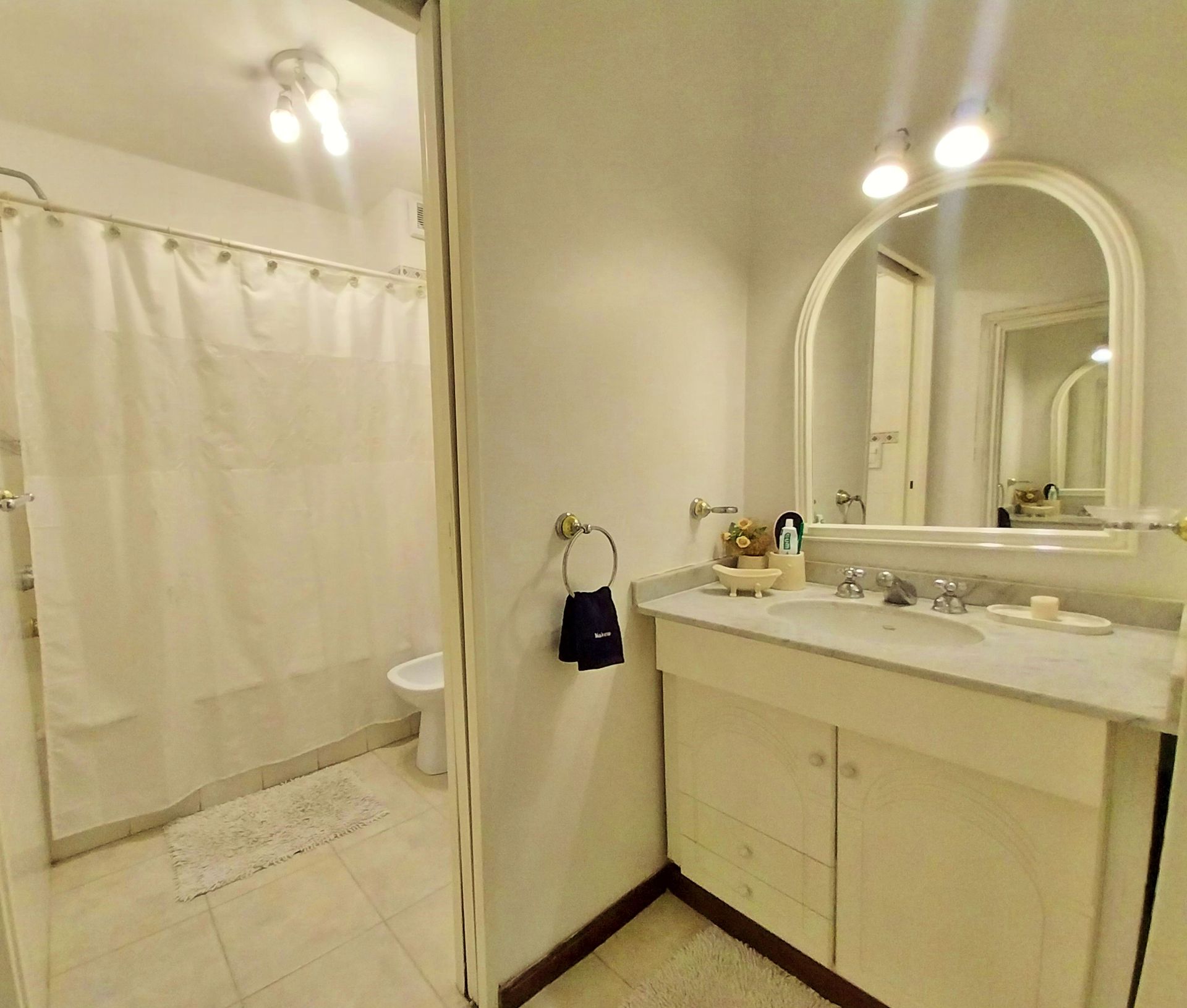 Departamento 3 Ambientes Con Balcon Y Cochera