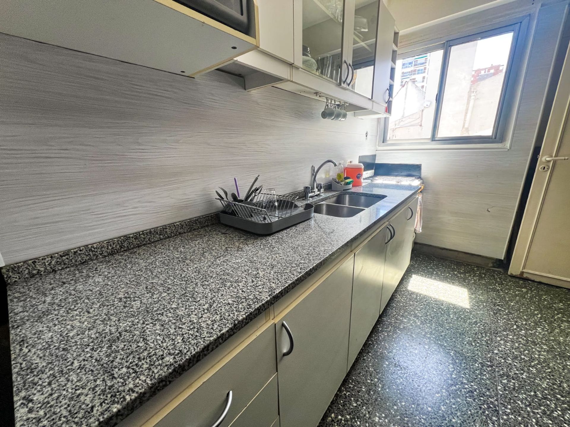 Departamento 3 Ambientes Con Balcon Y Cochera