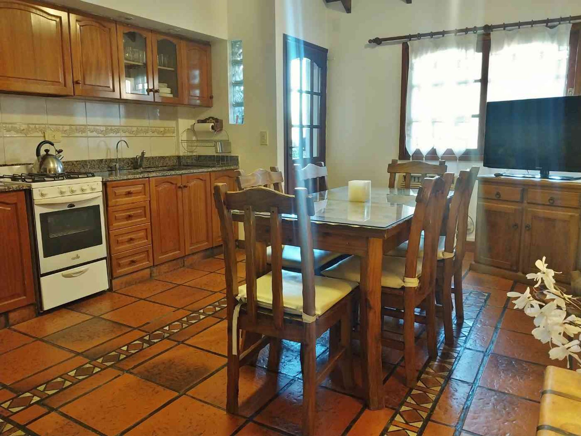Departamento 3 Ambientes Con Balcon Y Cochera