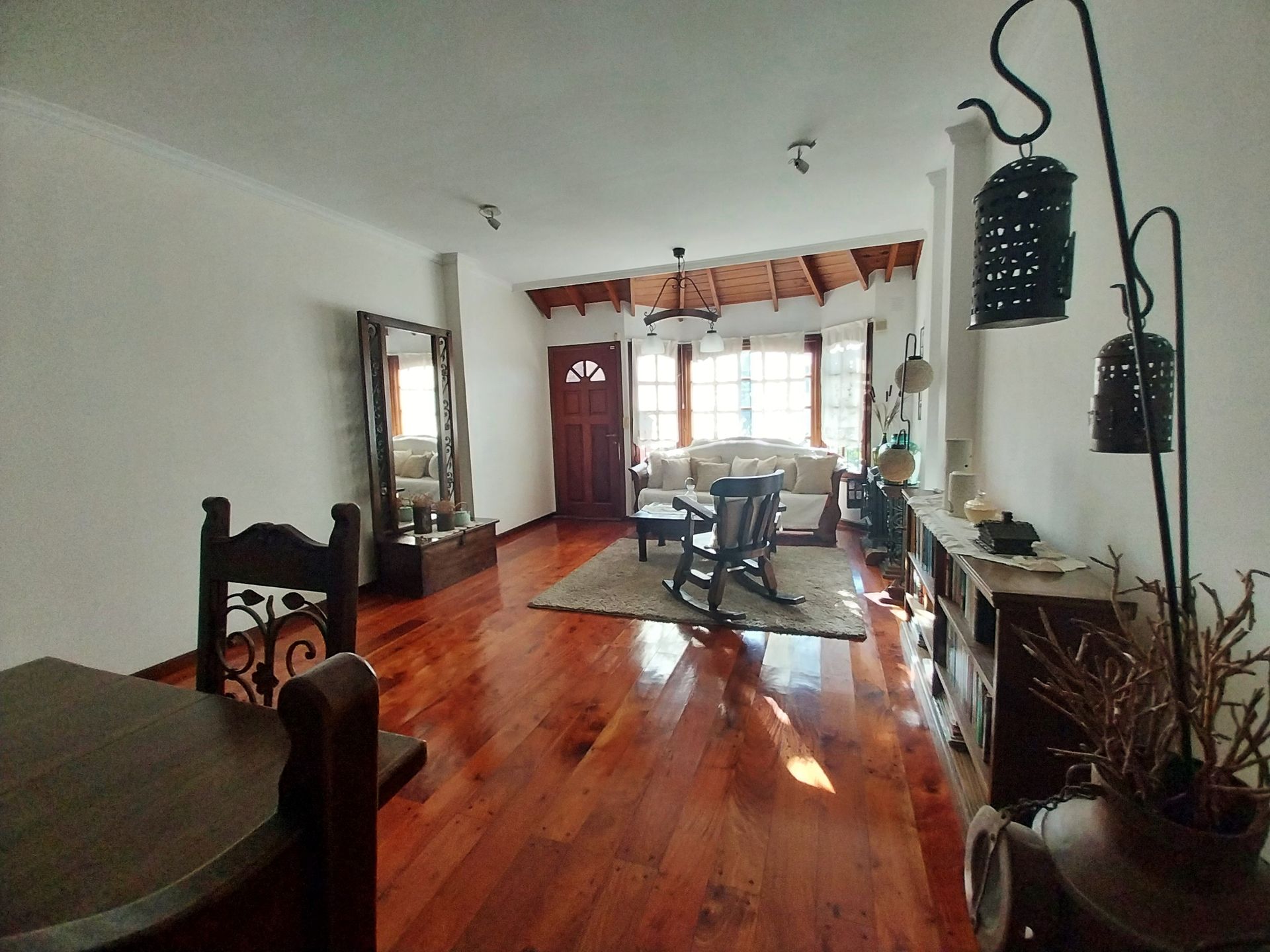 Departamento 3 Ambientes Con Balcon Y Cochera