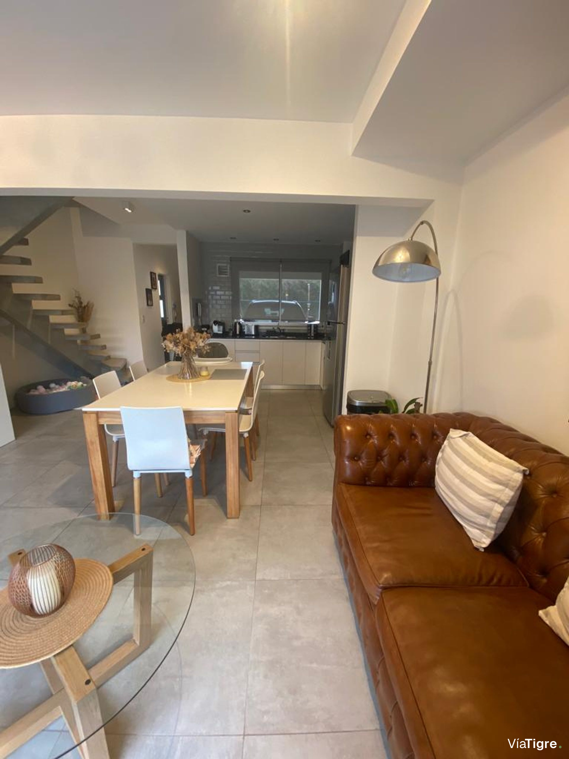 Alquiler Casa con pileta y quincho en Don Torcuato