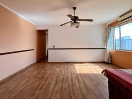 4-Room Apartment for Sale, Renovated, San Fernando