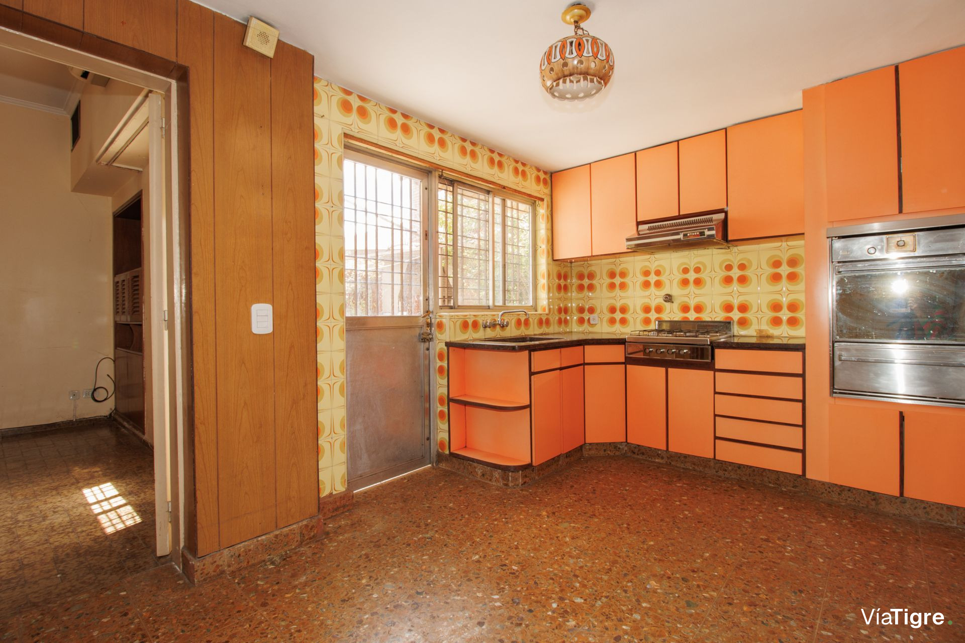Venta casa con jardín y pileta - Villa Martelli