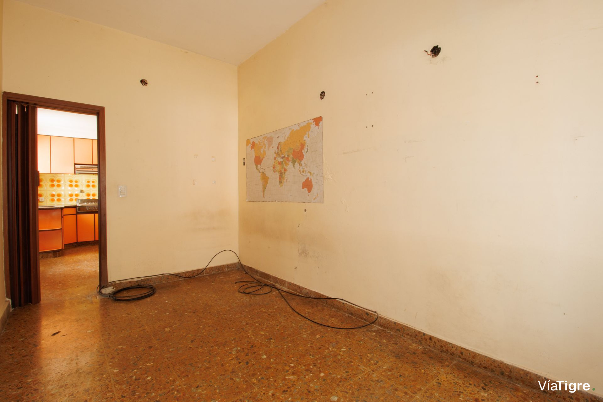 Venta casa con jardín y pileta - Villa Martelli