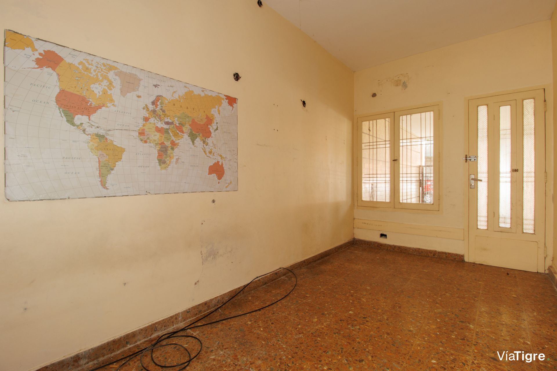 Venta casa con jardín y pileta - Villa Martelli