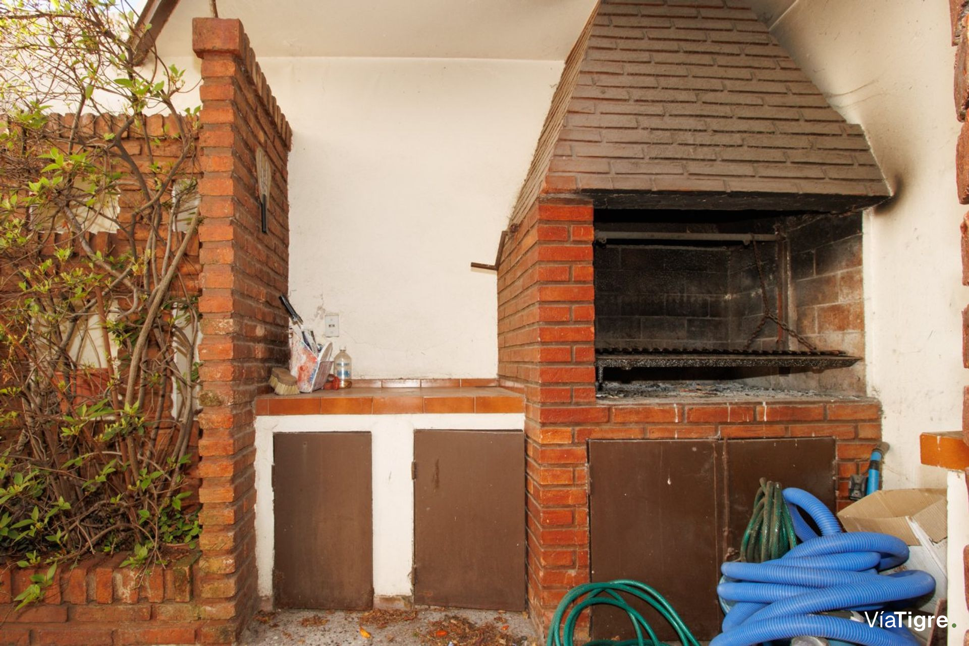Venta casa con jardín y pileta - Villa Martelli