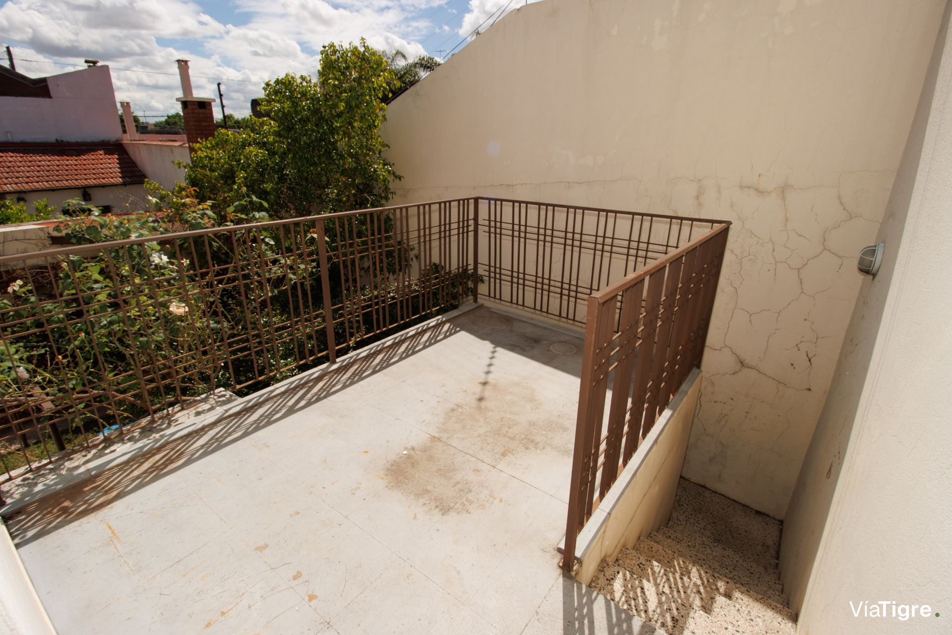 Venta casa con jardín y pileta - Villa Martelli