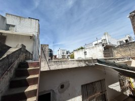 Casa en venta a refaccionar en Villa Martelli