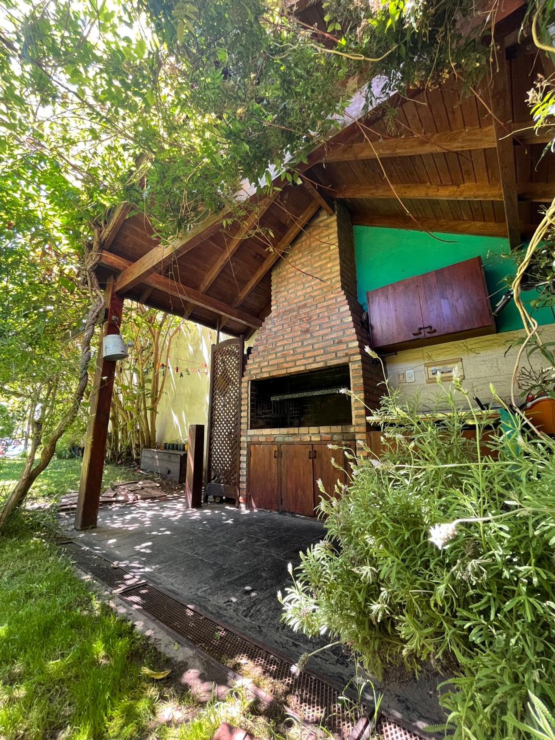 Venta Casa 7 Ambientes Jardín Pileta La Lucila