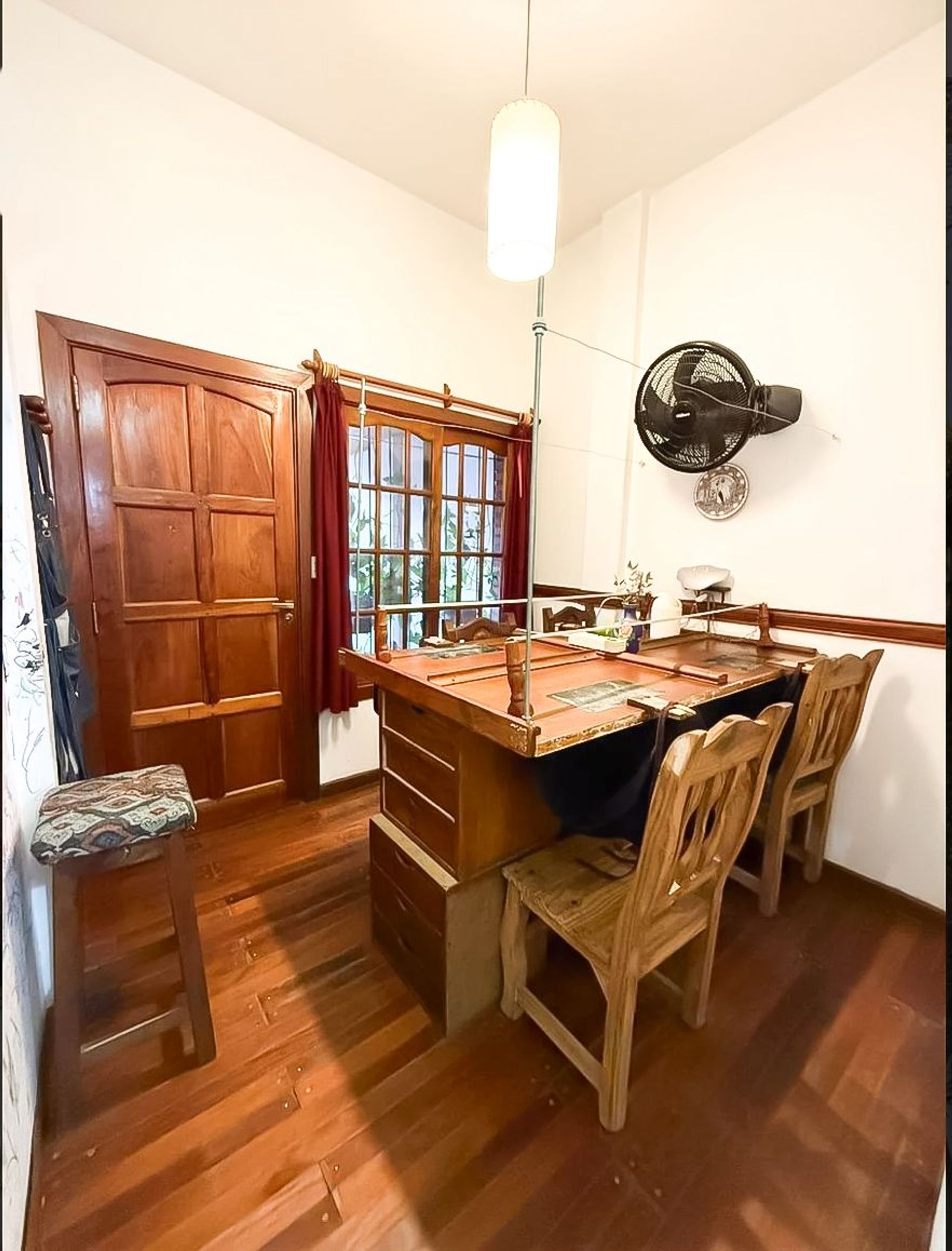 Venta Casa 7 Ambientes Jardín Pileta La Lucila
