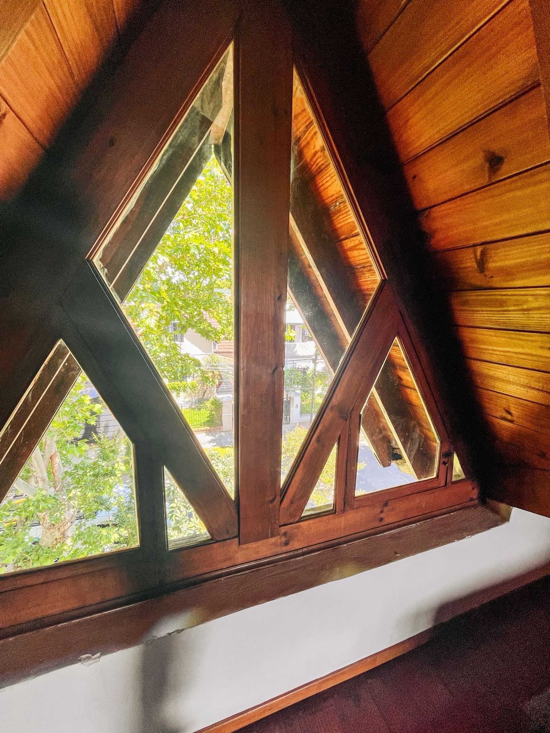 Venta Casa 7 Ambientes Jardín Pileta La Lucila