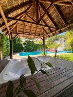 House for Sale: 7 Rooms, Garden, Pool – La Lucila