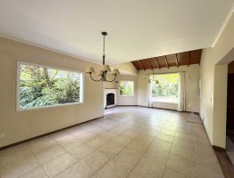 House for Sale in Lomas De Benavidez Neighborhood