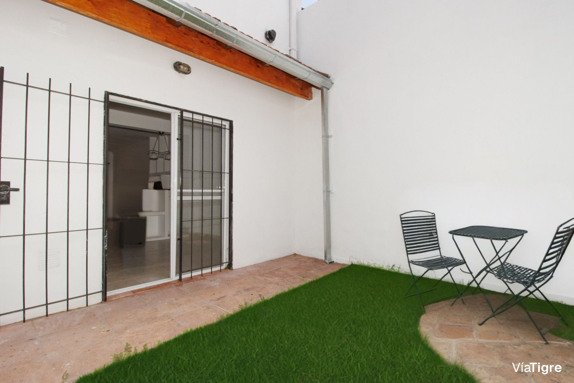 triplex con cochera en munro