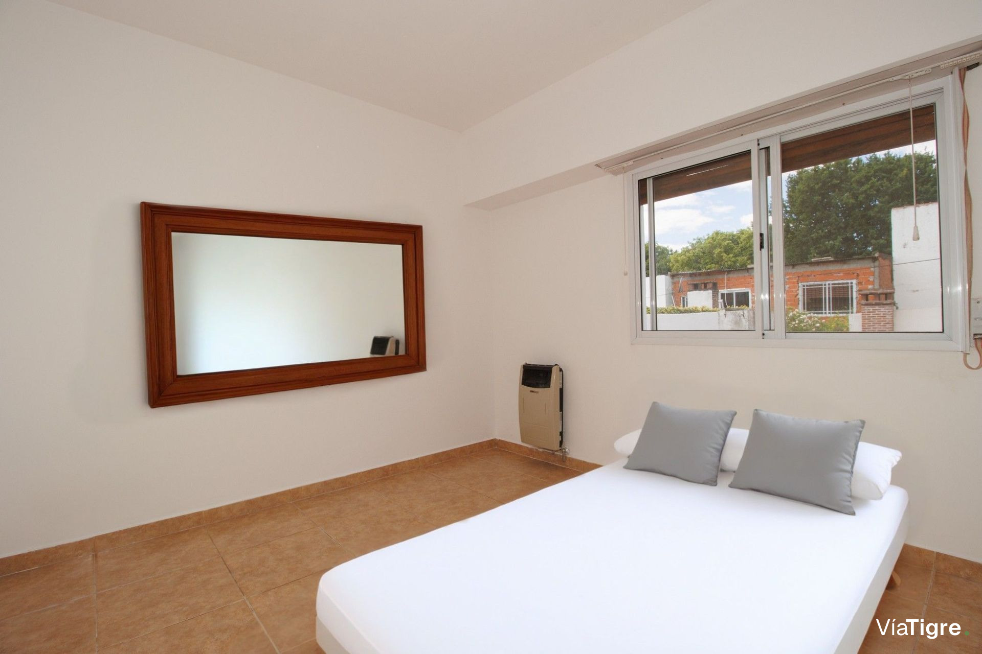 triplex con cochera en munro