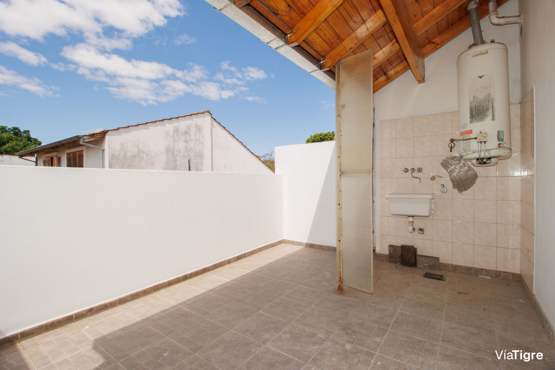 triplex con cochera en munro