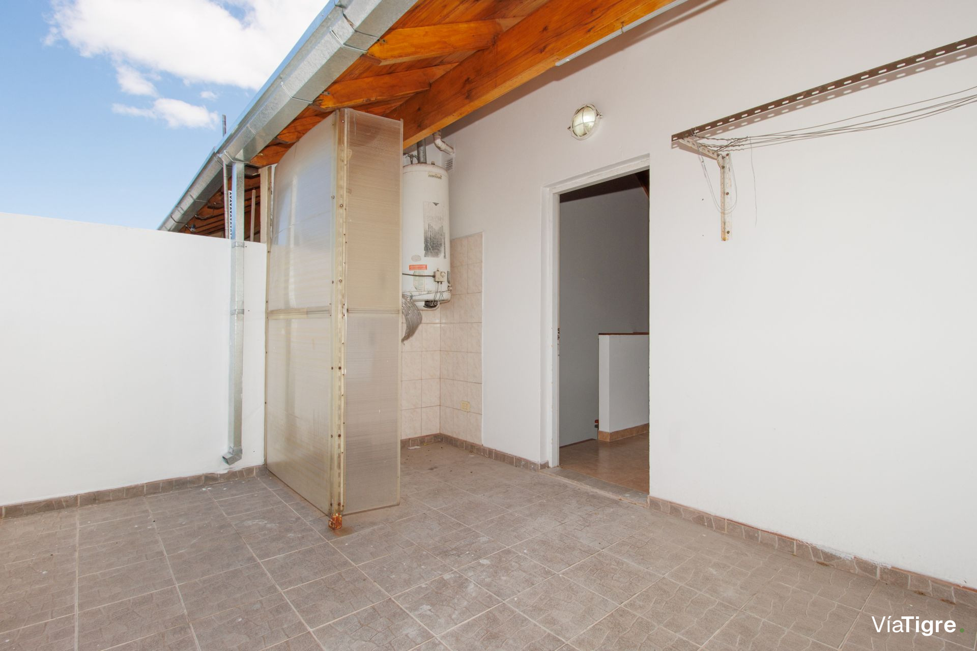 triplex con cochera en munro