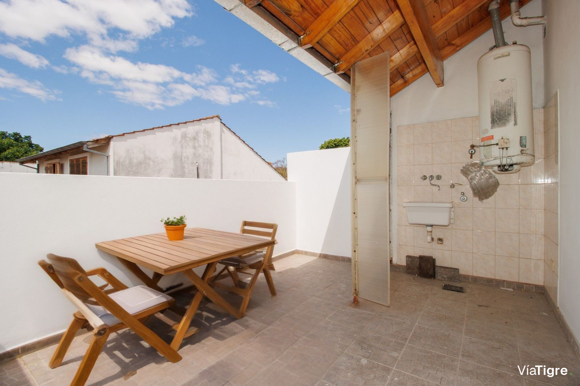 triplex con cochera en munro