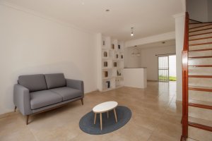 triplex con cochera en munro