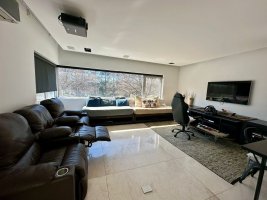 Short-term rental House Nordelta with heated pool