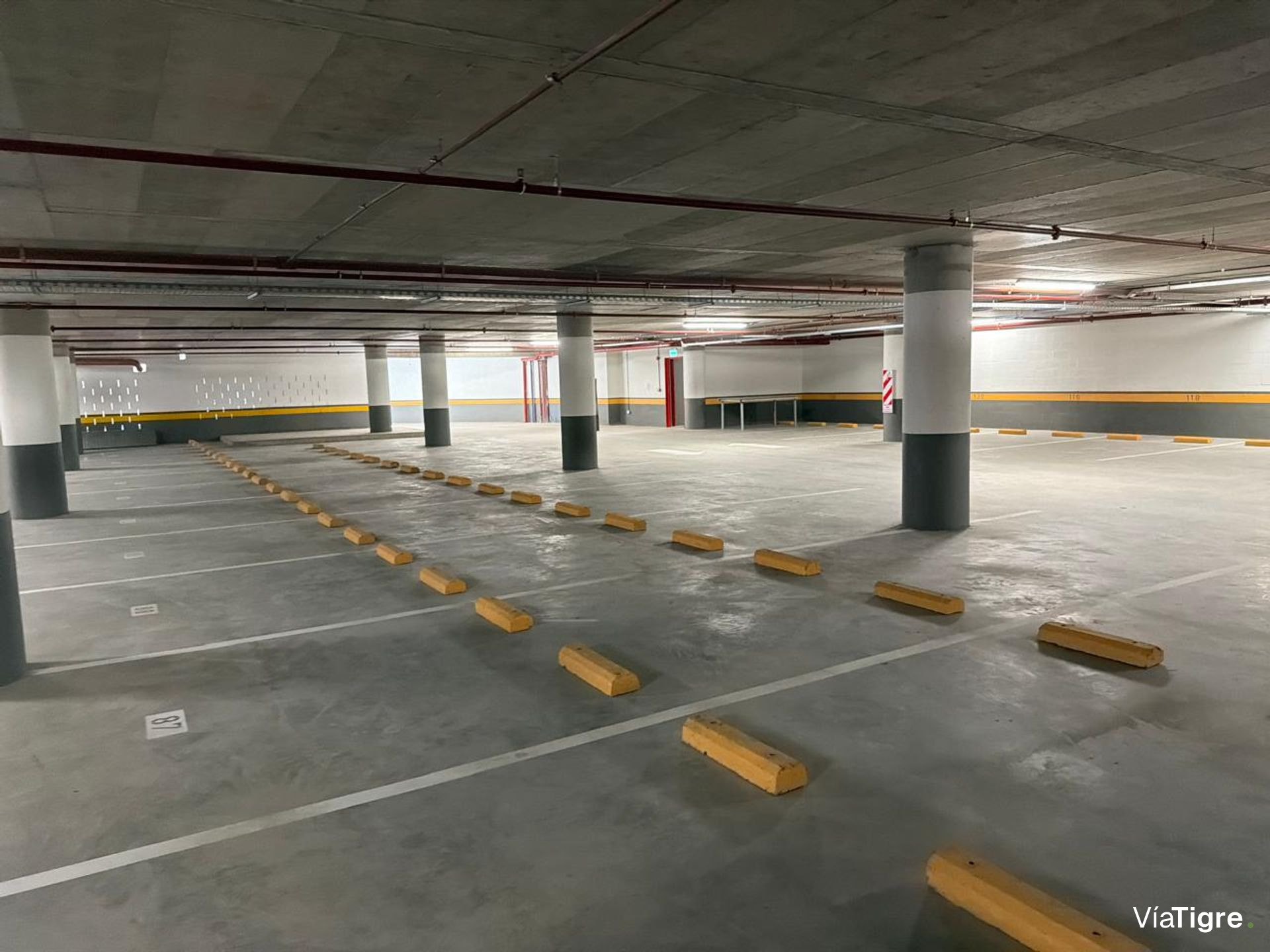 Oficinas Premium San Isidro Planta Entera Pb