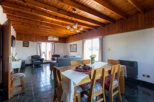 Sale: 5-Room Munro Apartment – Credit Opportunity