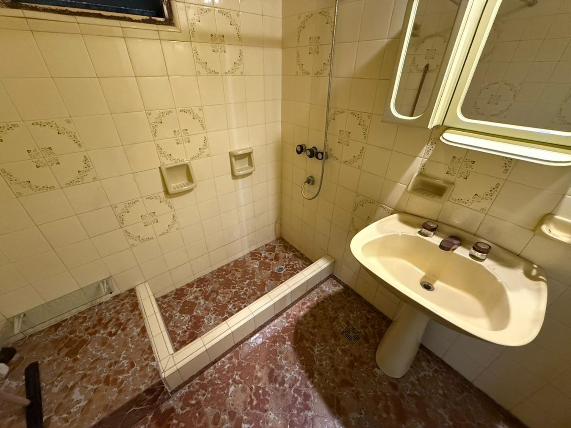 Casa En Alquiler 3 Ambientes Munro C/ Jardin Al Fd
