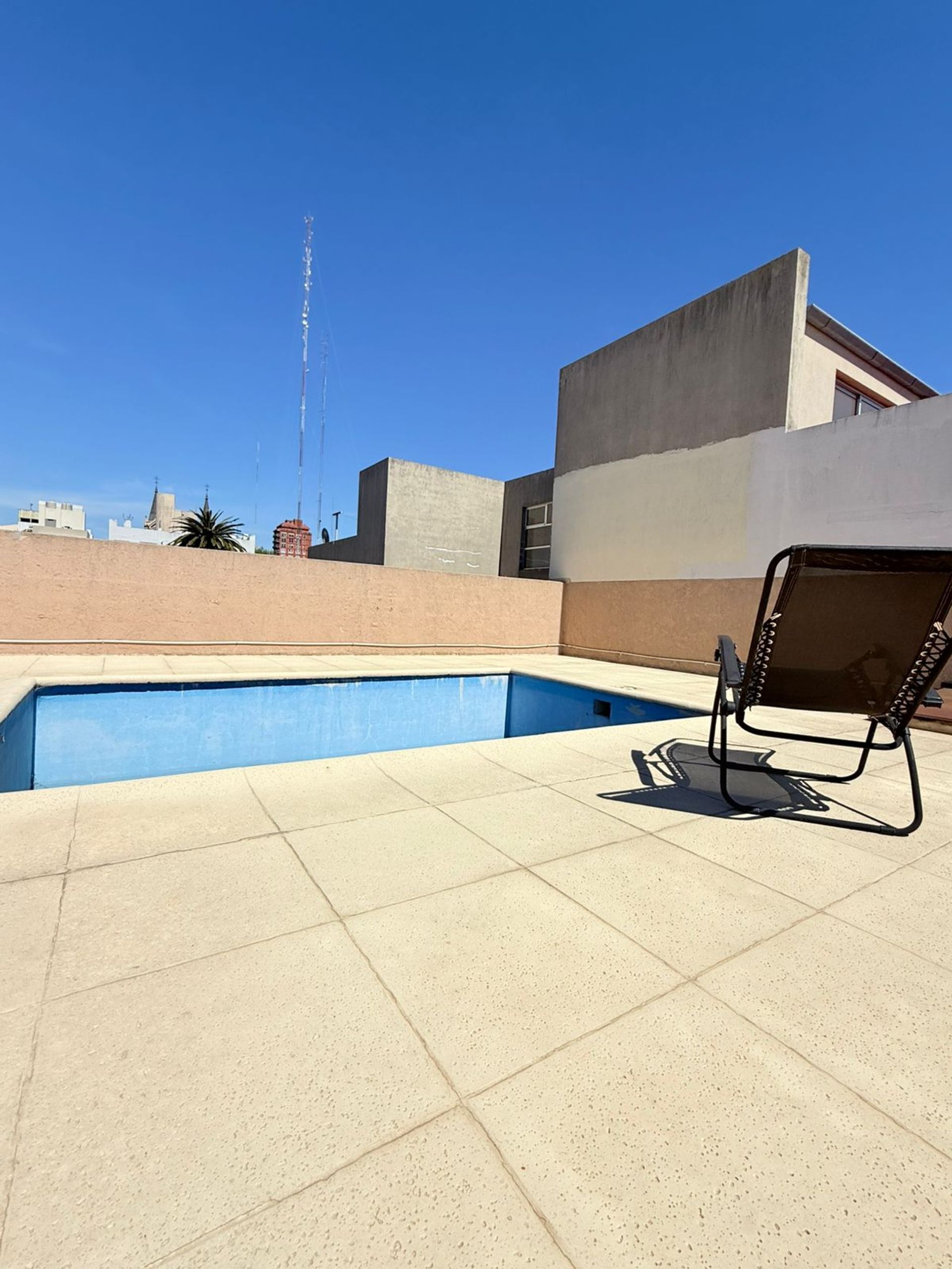 Venta Depto Dos Ambientes Con Jardin Y Cochera