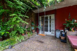 4-room house for sale, apartment credit, garden