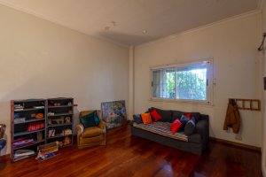 4-room house for sale, apartment credit, garden