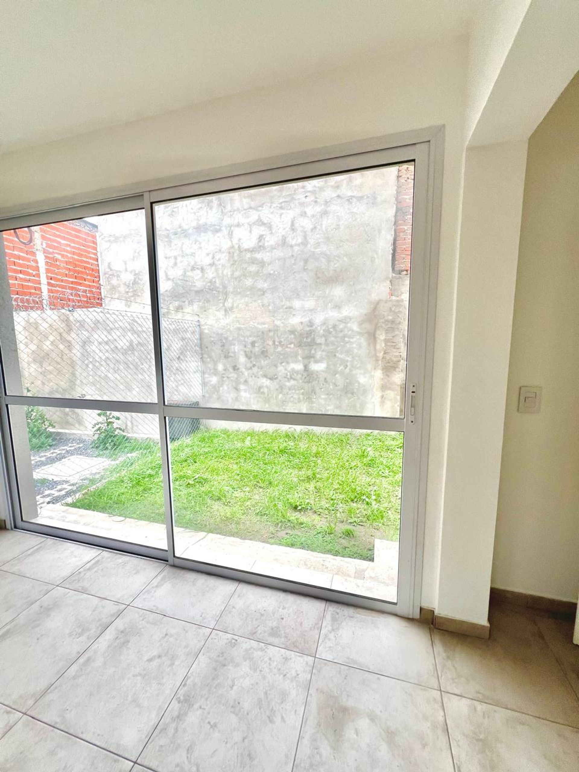 VENTA 2 AMBIENTES CASA DUPLEX en TIGRE CENTRO
