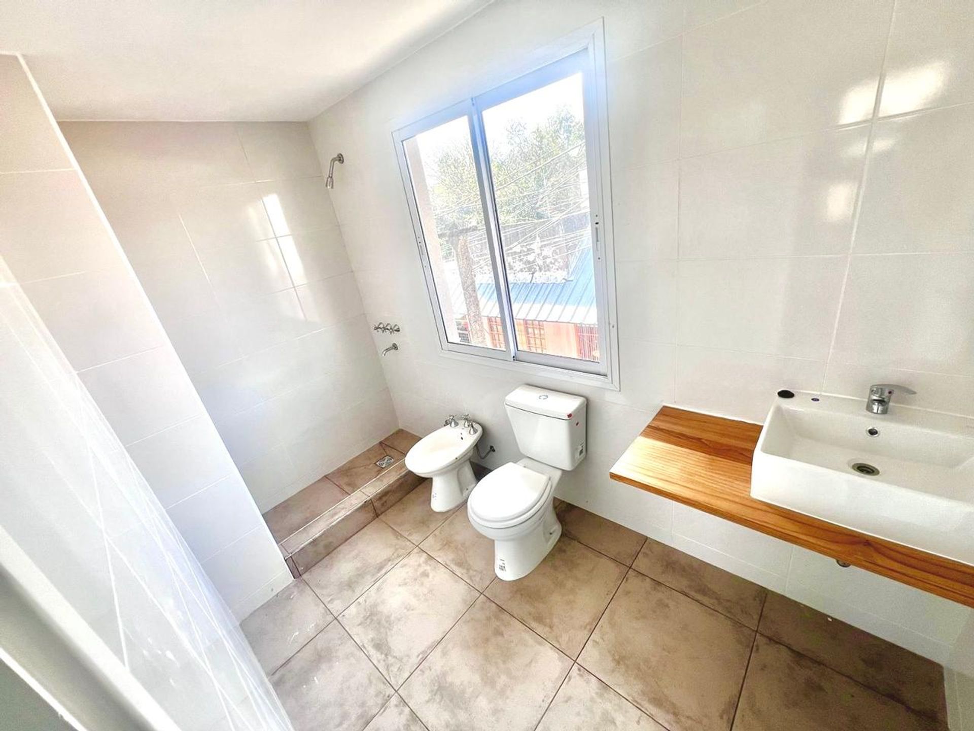 VENTA 2 AMBIENTES CASA DUPLEX en TIGRE CENTRO