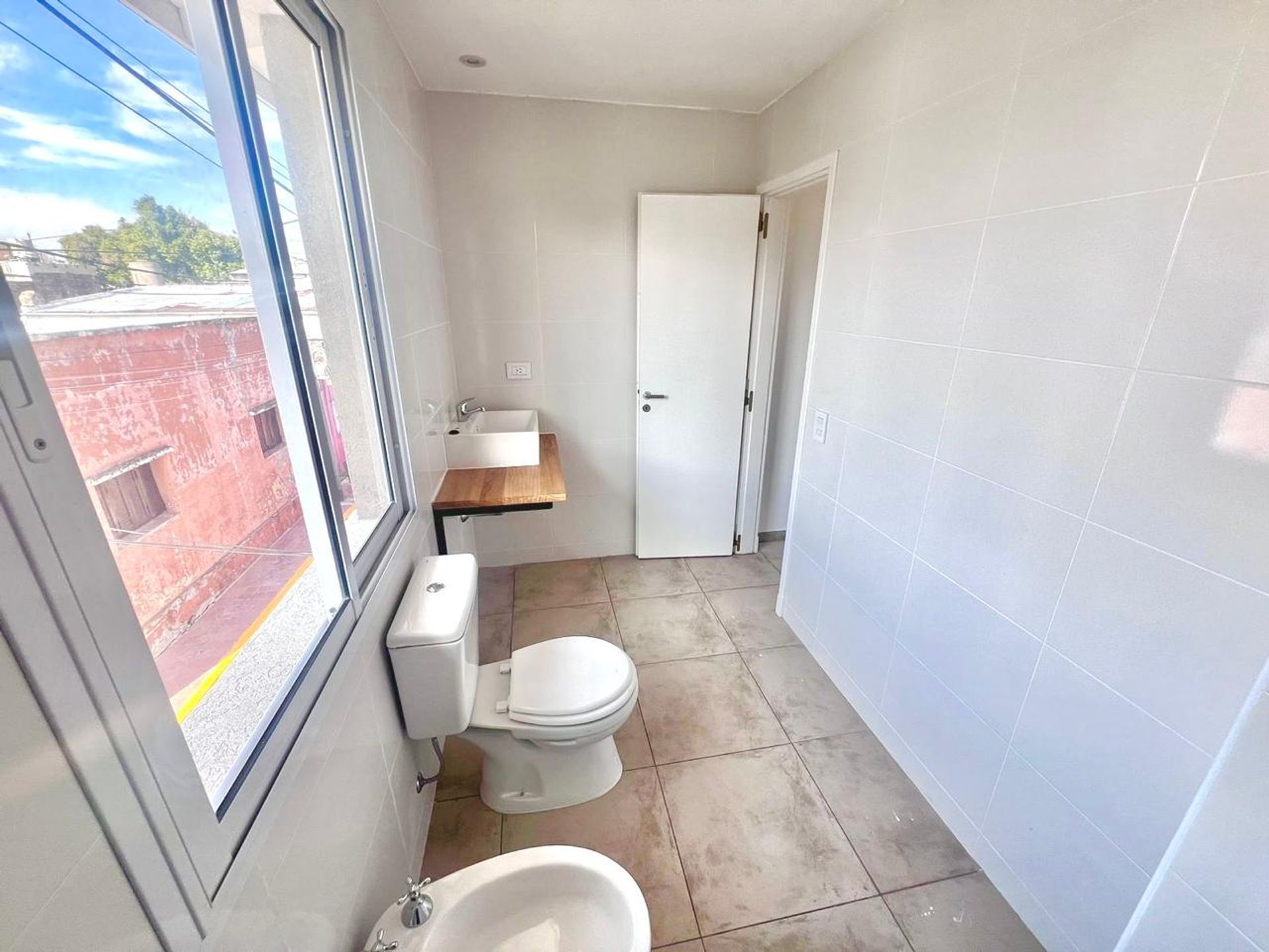 VENTA 2 AMBIENTES CASA DUPLEX en TIGRE CENTRO