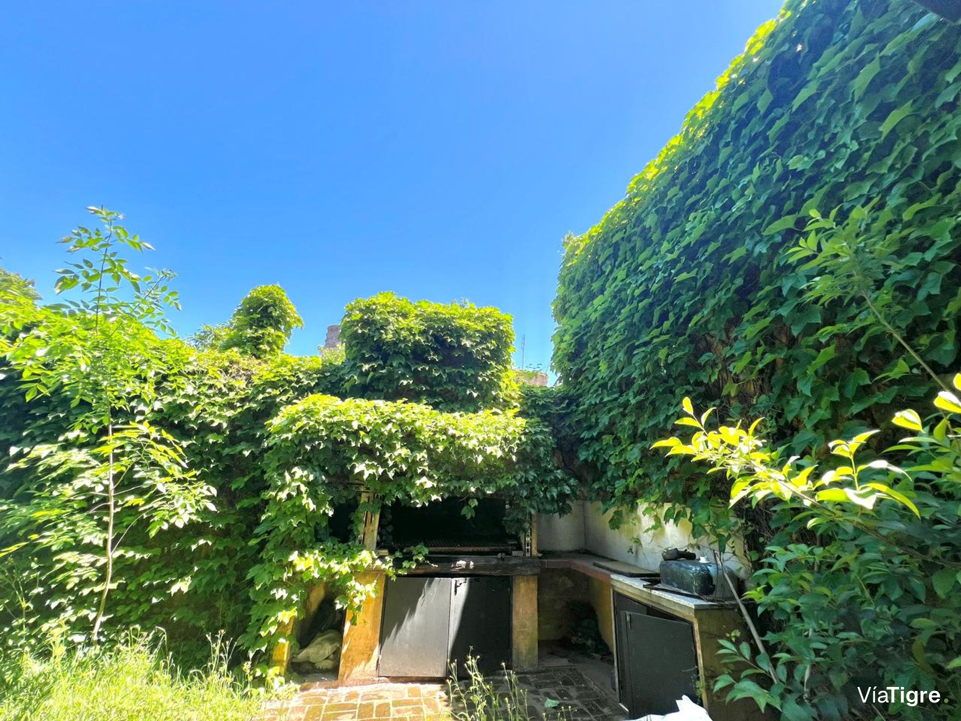 Casa En Venta Olivos 6 Ambientes Con Jardin