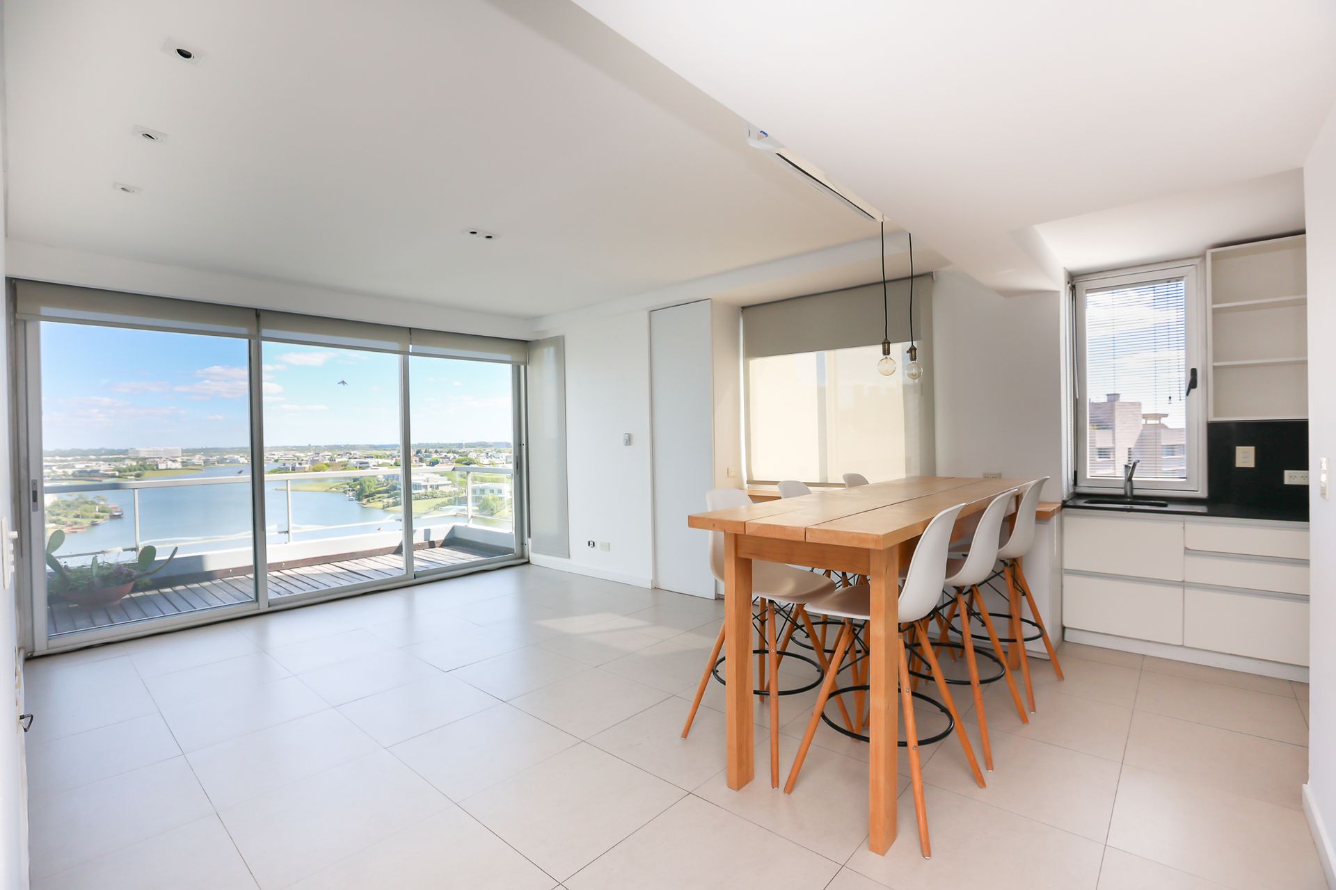 Venta Dpto Tipo Duplex 5Amb/Islas De Golf/Permuta