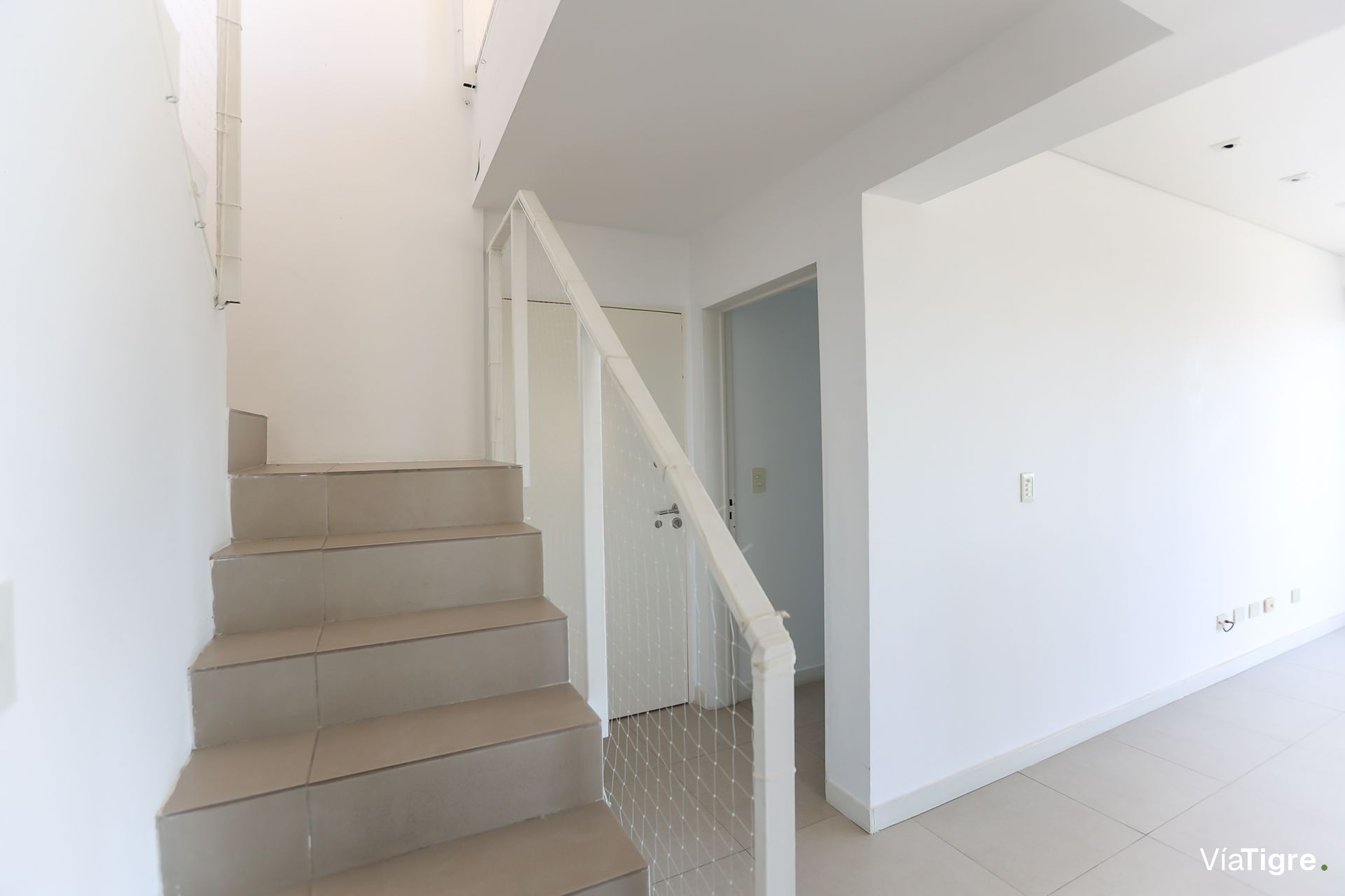 Venta Dpto Tipo Duplex 5 Amb/Islas De Golf/Permuta