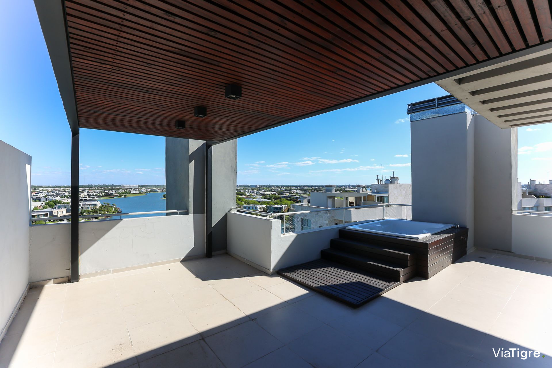 Venta Dpto Tipo Duplex 5 Amb/Islas De Golf/Permuta