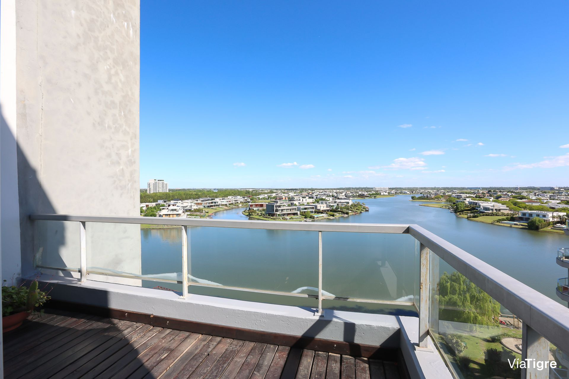 Venta Dpto Tipo Duplex 5 Amb/Islas De Golf/Permuta