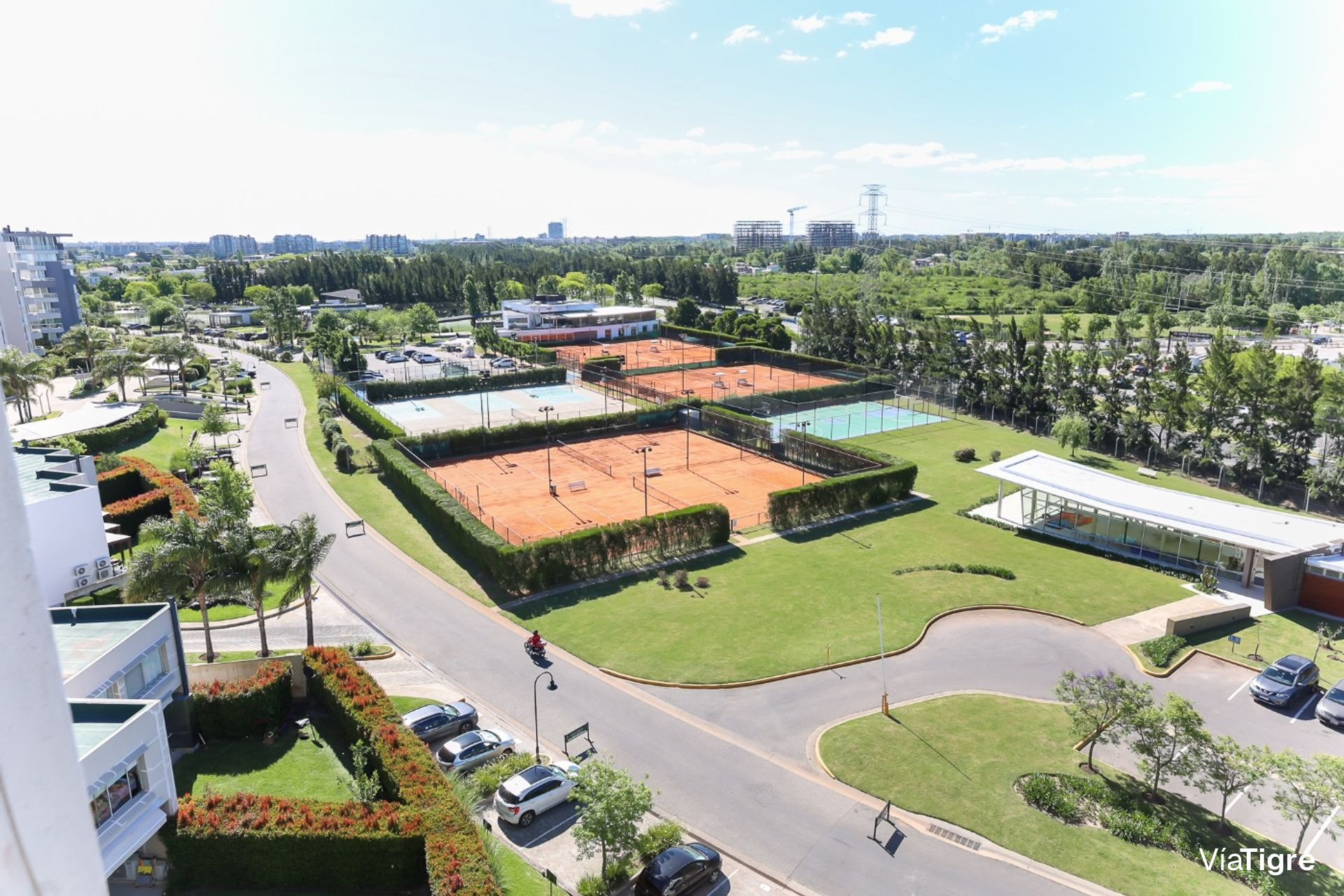 Venta Dpto Tipo Duplex 5 Amb/Islas De Golf/Permuta