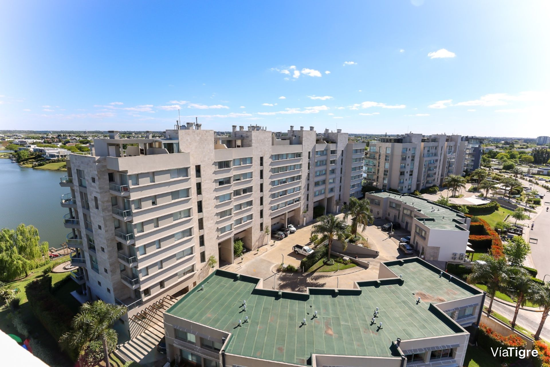 Venta Dpto Tipo Duplex 5 Amb/Islas De Golf/Permuta