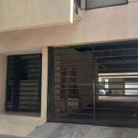 Semi-Covered Garage Sale San Fernando