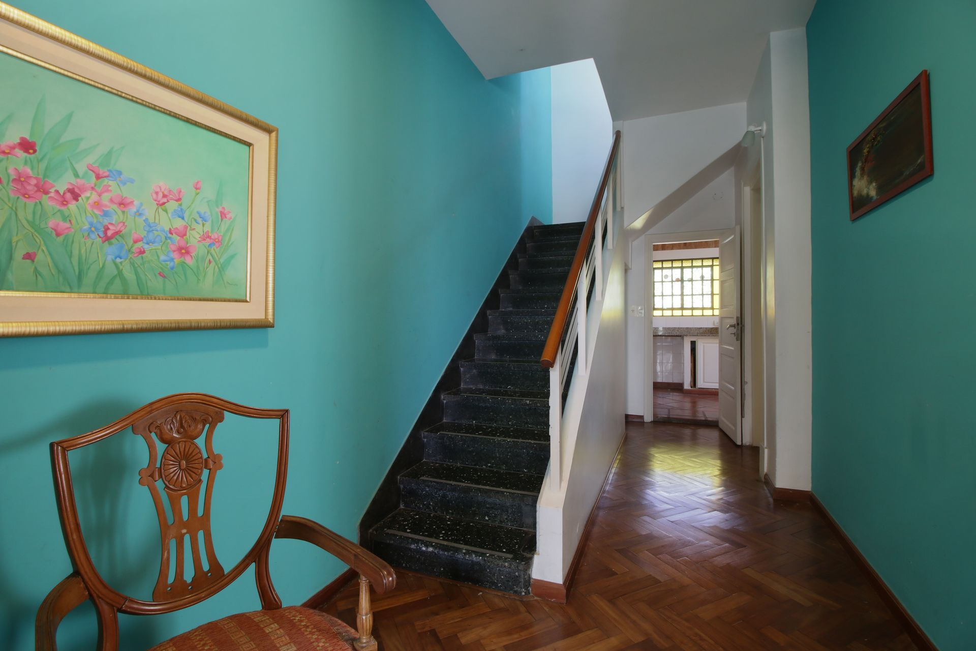 VENTA CASA 7 amb. play, pileta jardin Martinez.