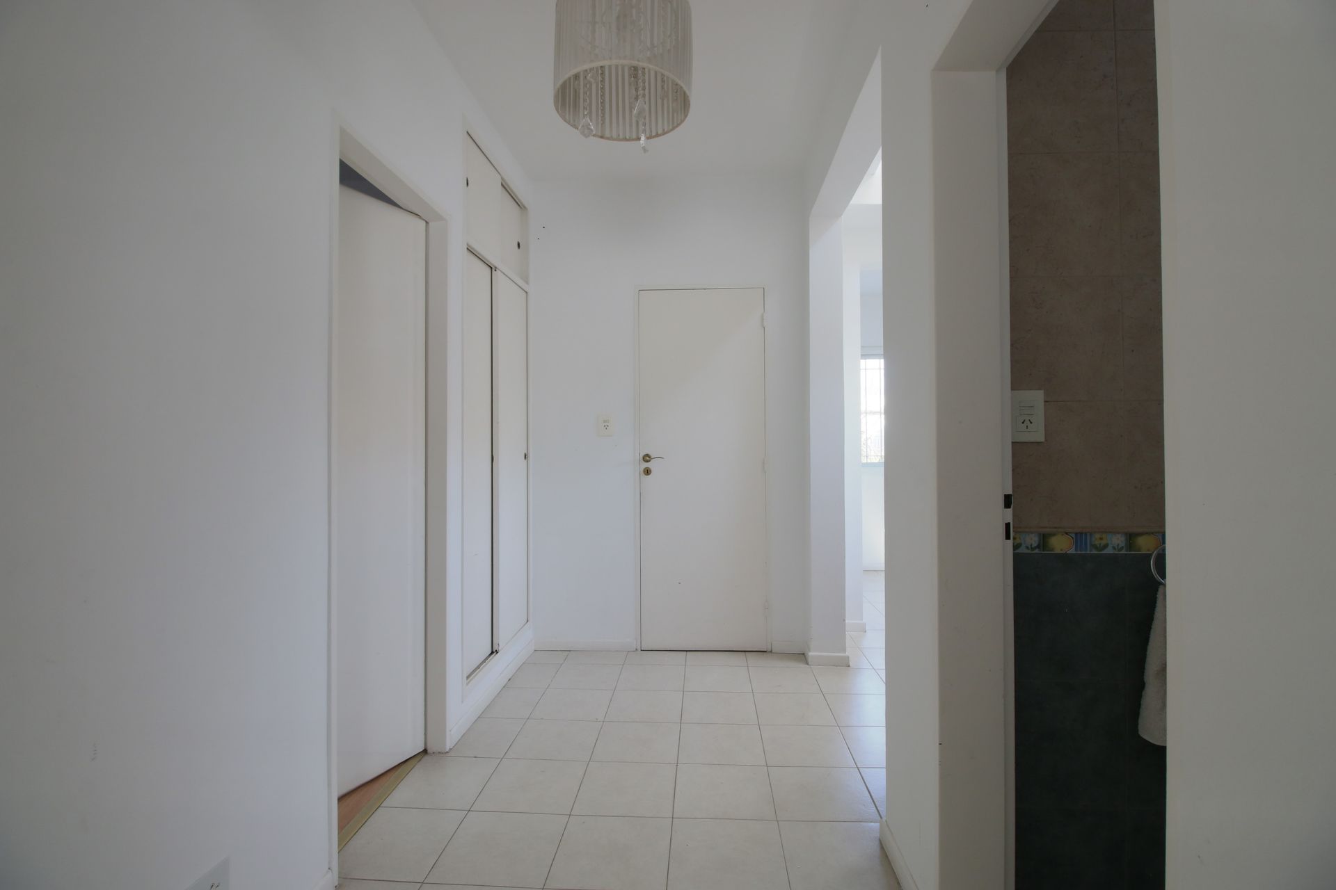 VENTA CASA 7 amb. play, pileta jardin Martinez.
