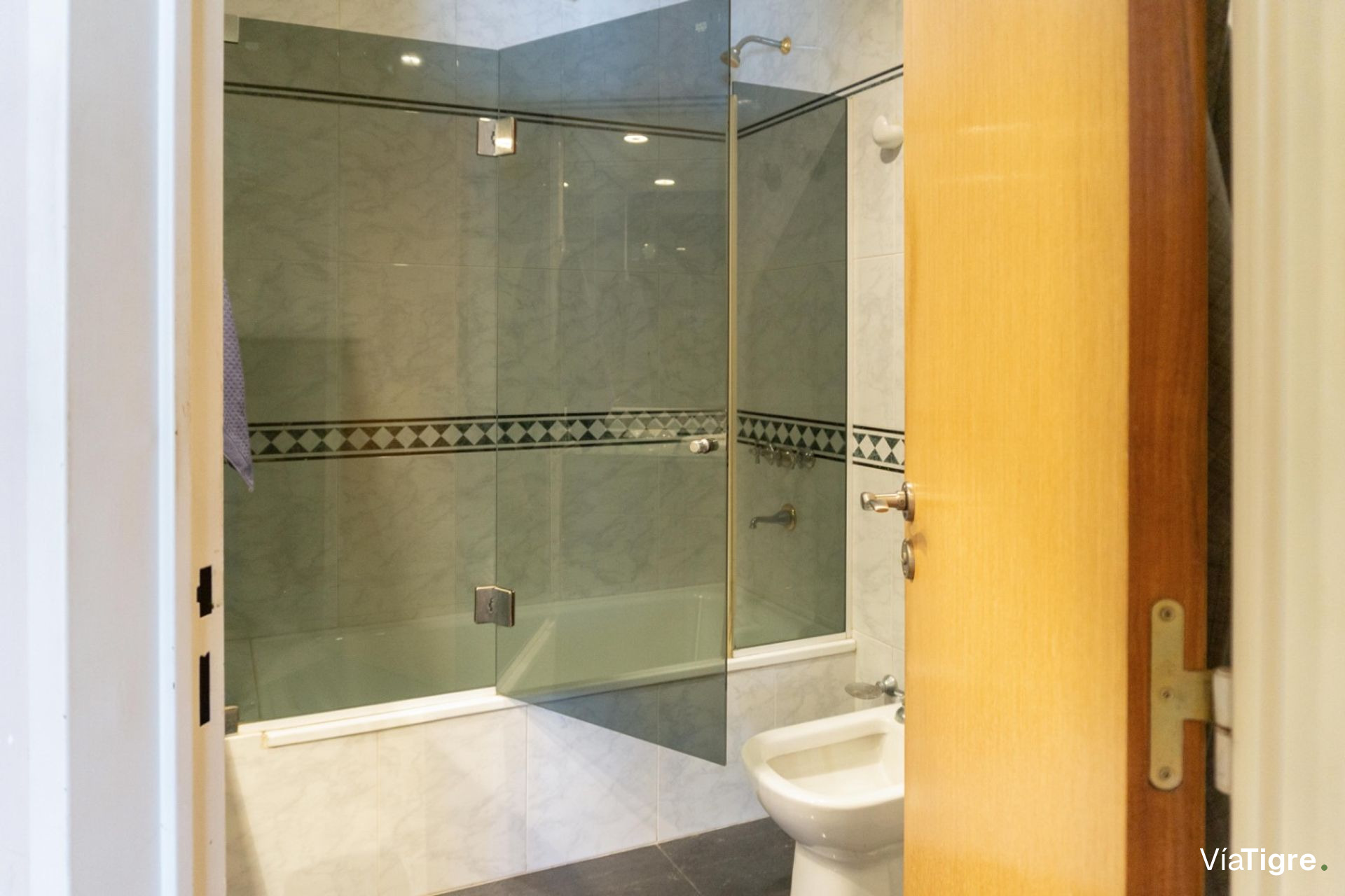 Venta depto 4 ambientes en Martinez San Isidro