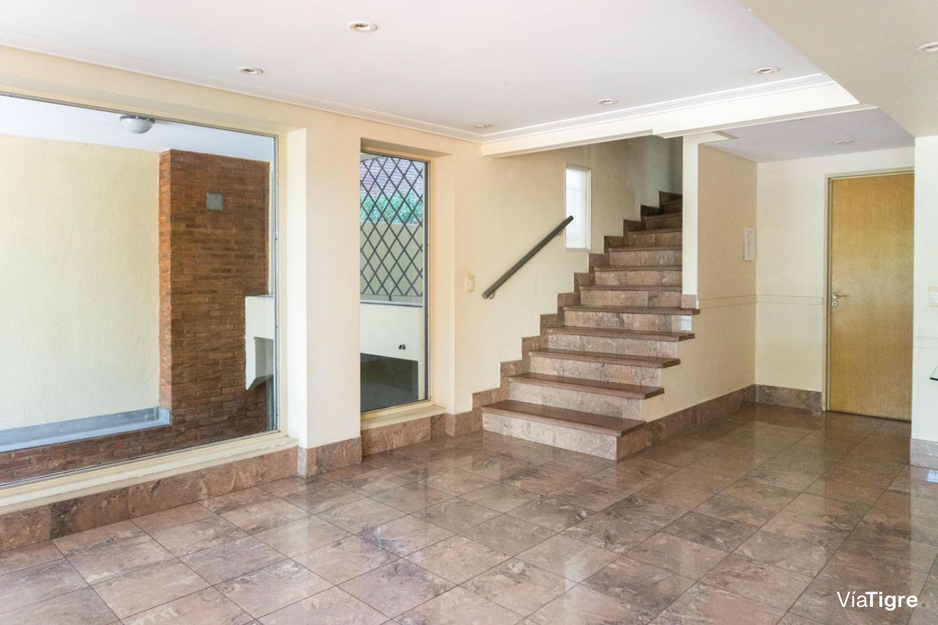 Venta depto 4 ambientes en Martinez San Isidro
